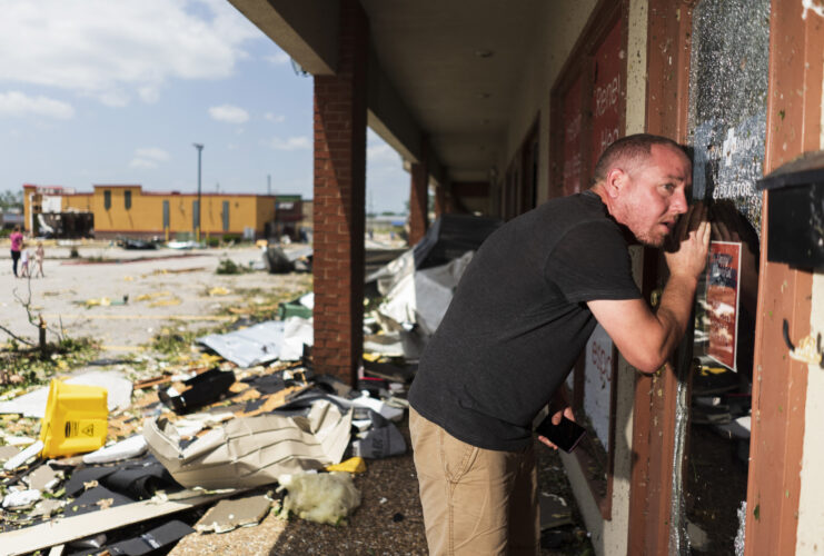 At least 22 dead in Memorial Day weekend storms that devastated several ...